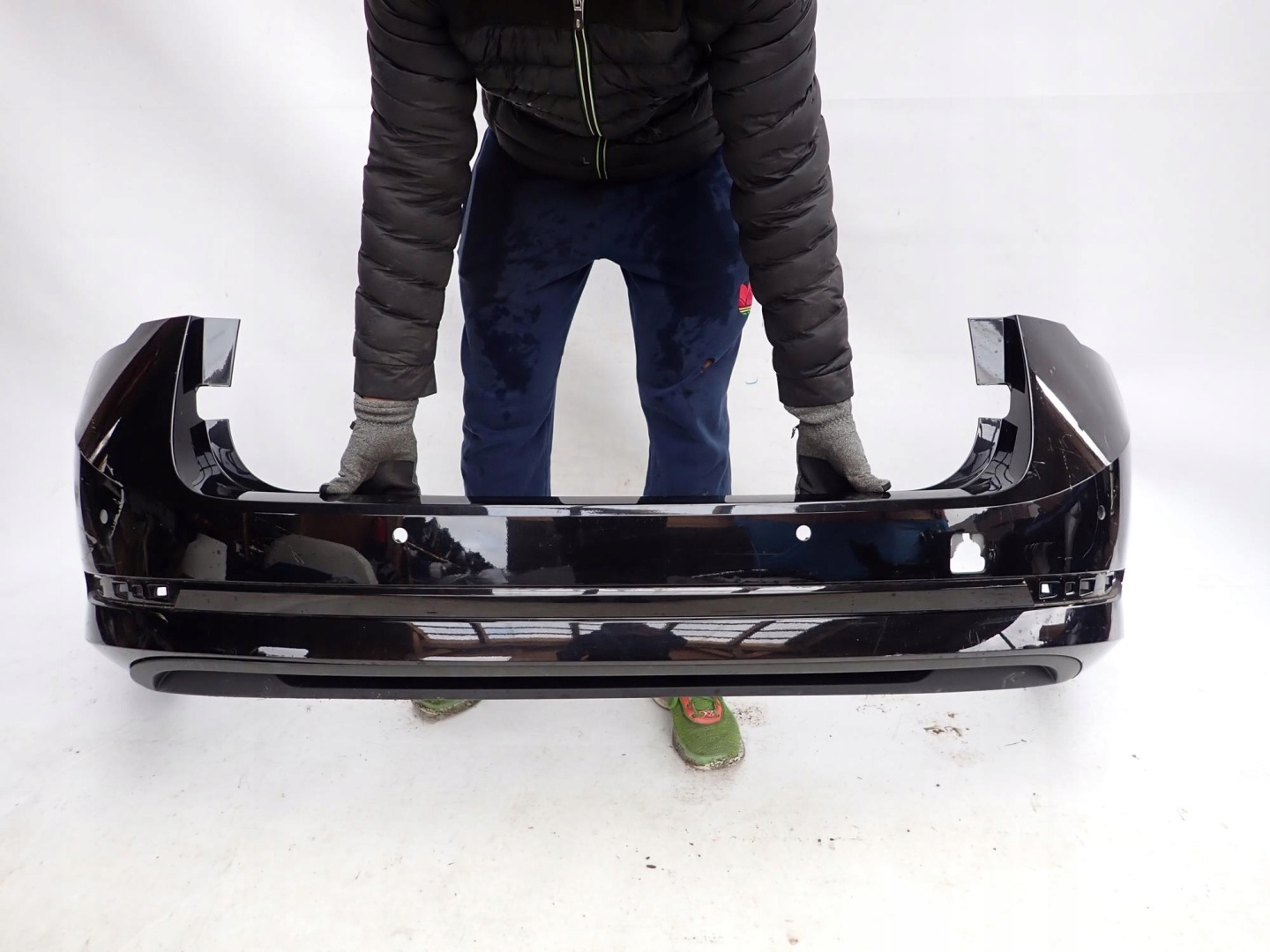 SKODA OCTAVIA IV 4 KOMBI 19-24 bumper rear part rear 4XPDC