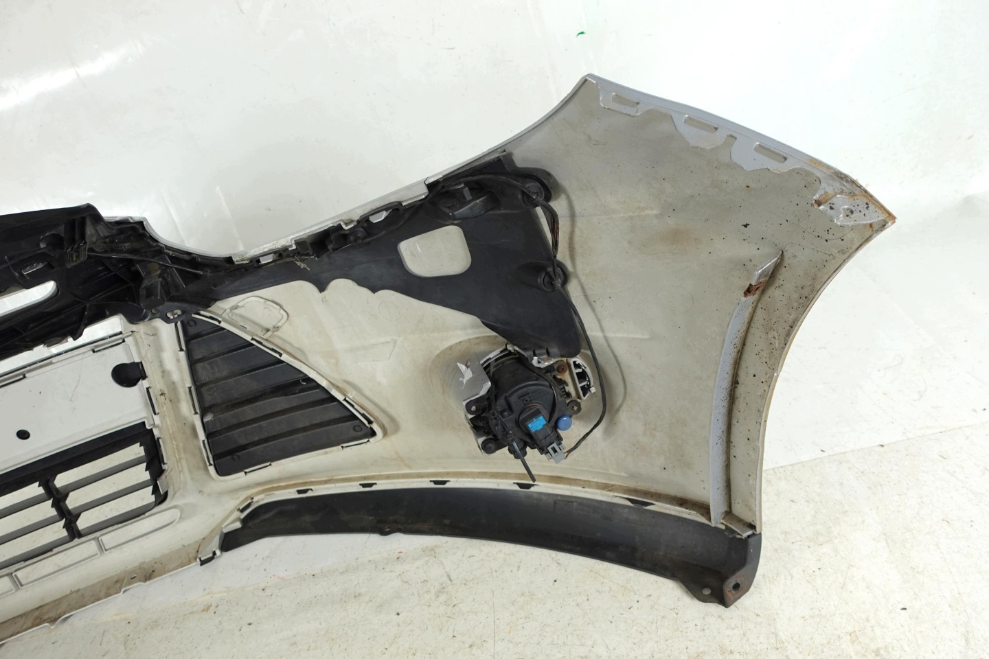 bumper front front FORD FOCUS 3 MK3 III 10-14 LB 2010-2014 BM51-17757-A