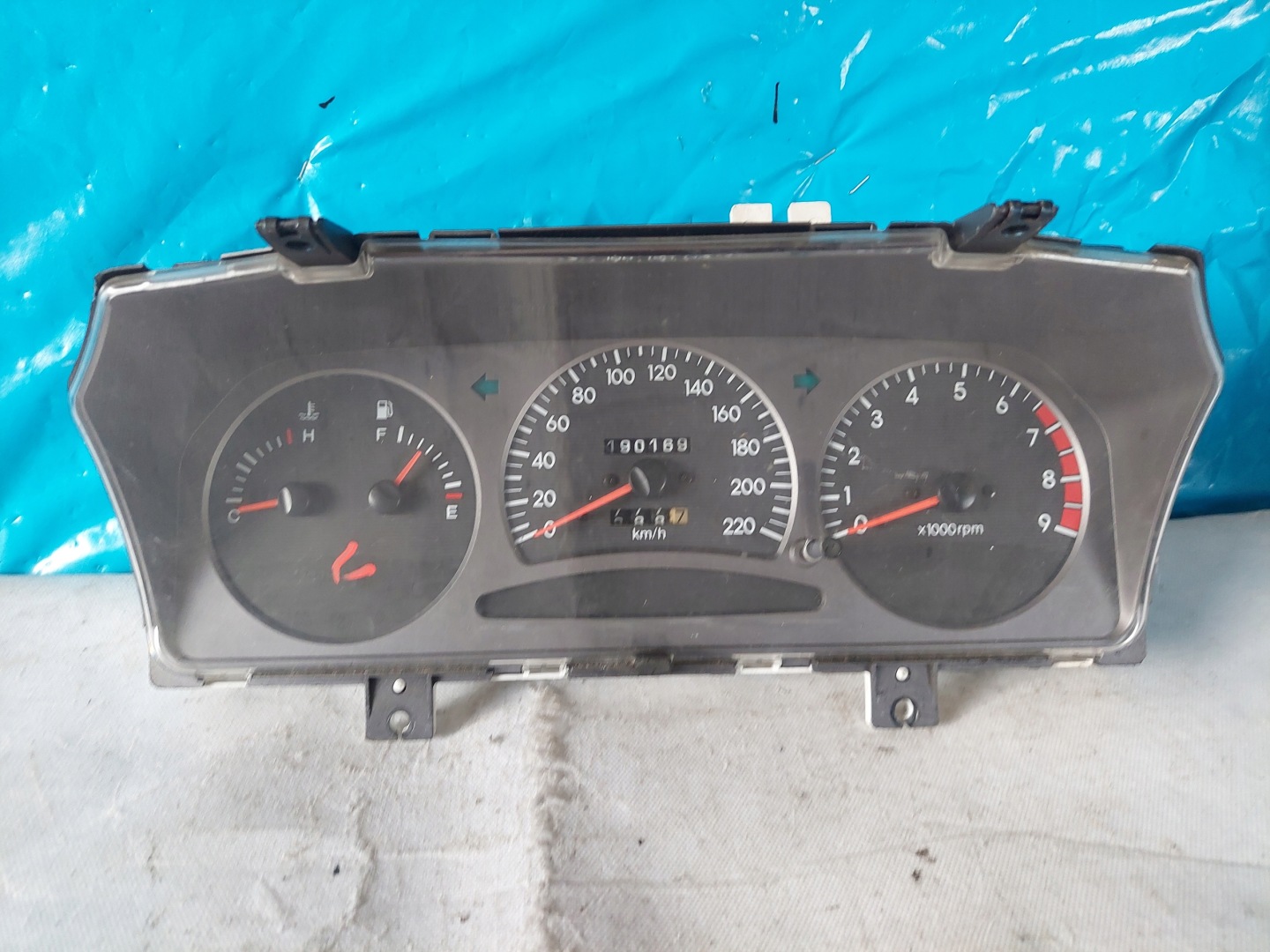 dials clock KIA JOICE 2.0 16V 20000228
