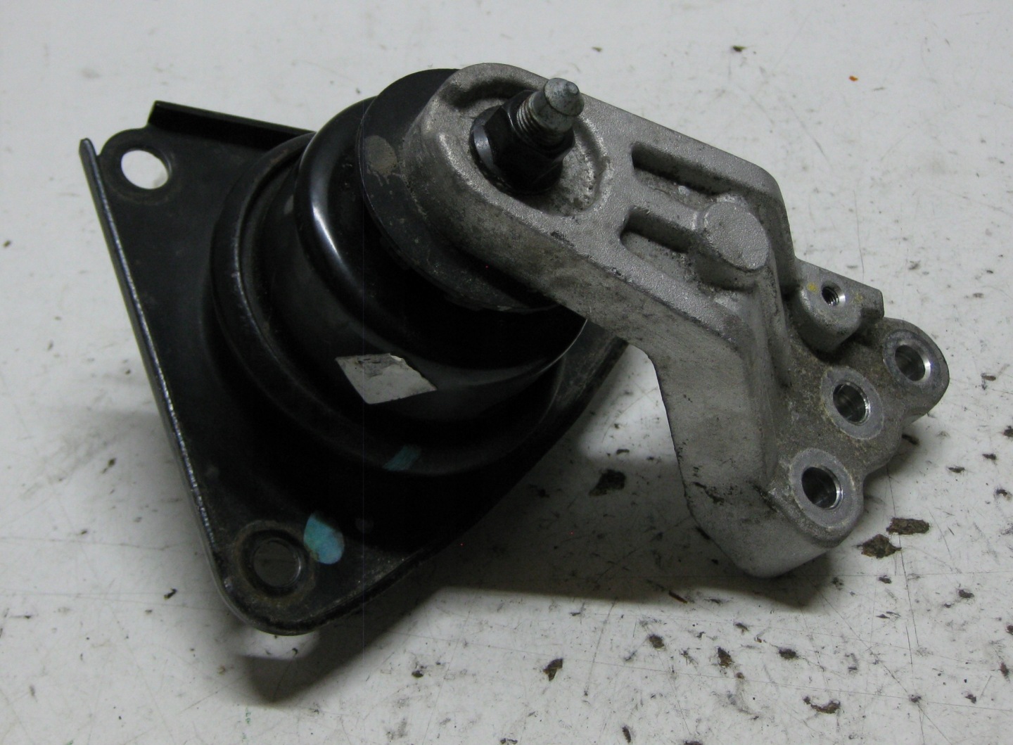HYUNDAI I30 1.6 CRDI 12R holder engine mount