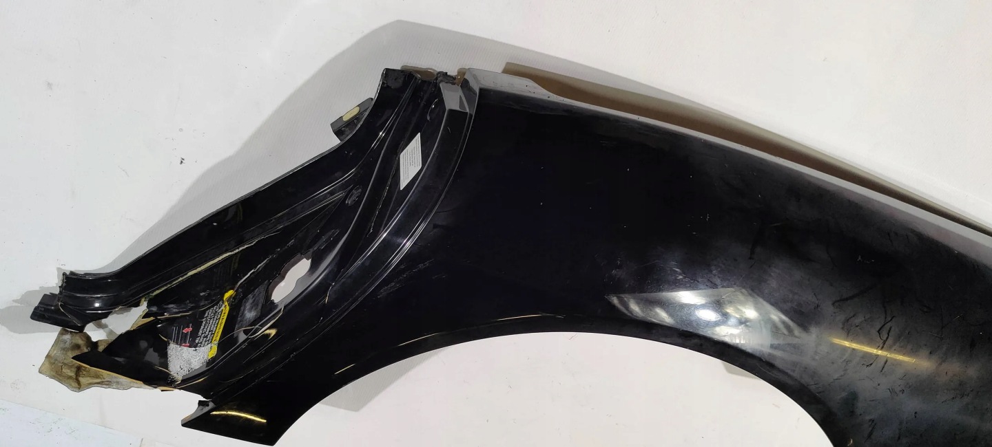fender rear part left Dodge Viper 2002-2011