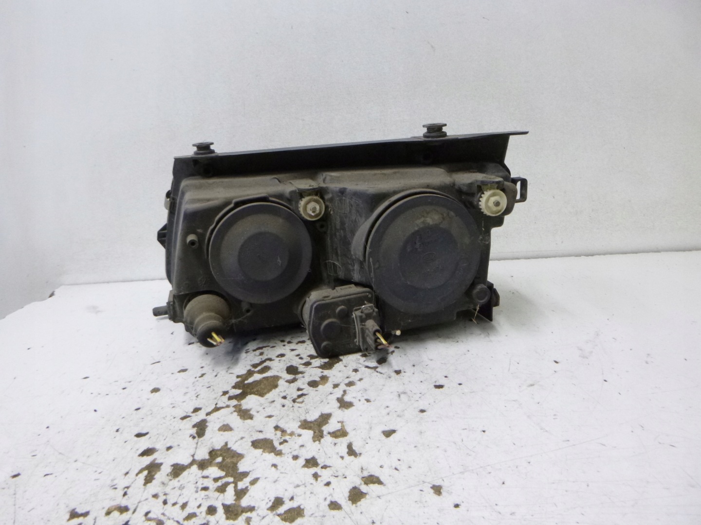 light front right Volkswagen VW Passat B5 1996 - 2000 14869200 HELLA