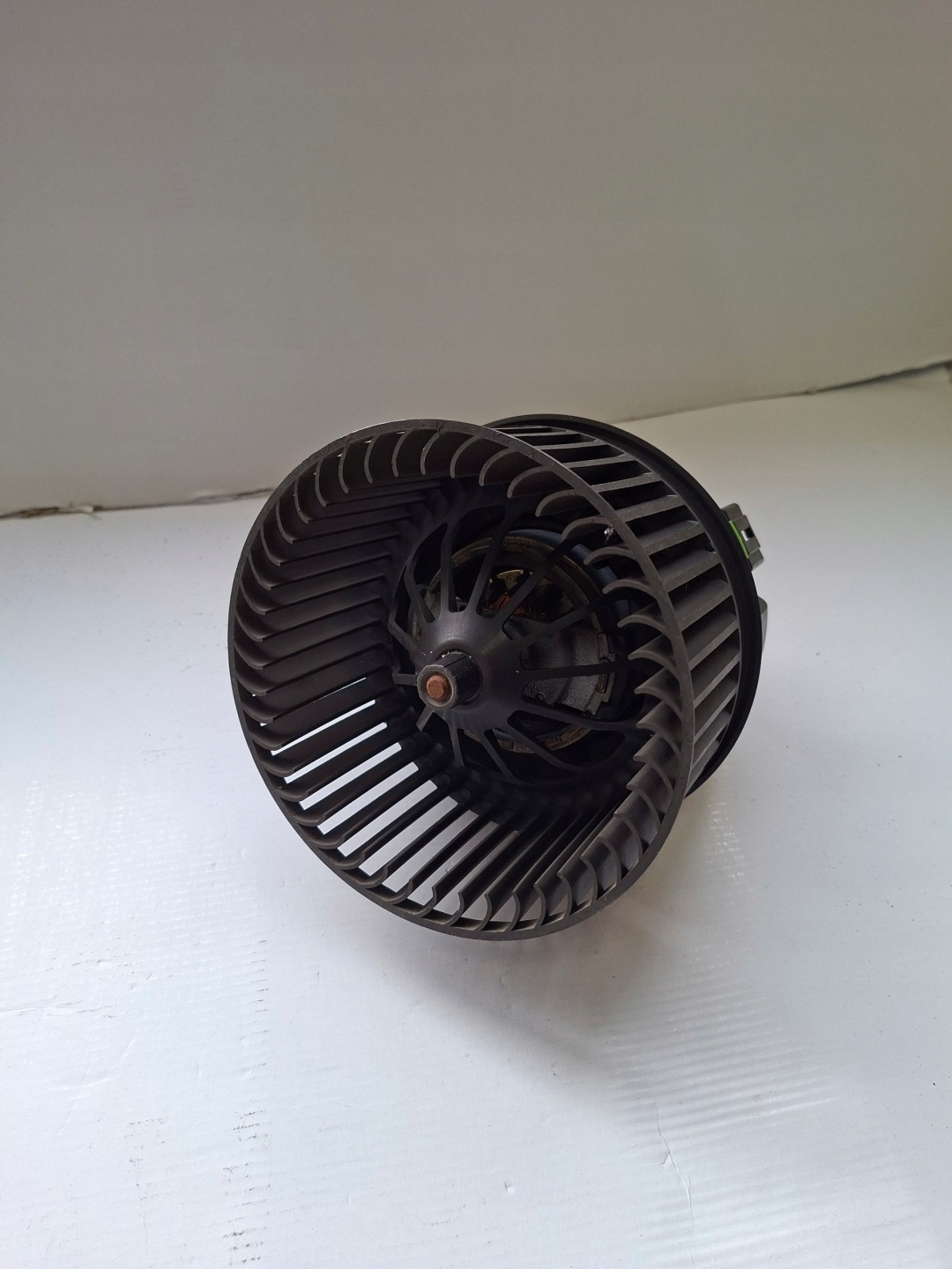tOPENÍ ventilátor topení FORD FOCUS MK3 AV6N-18456-AB