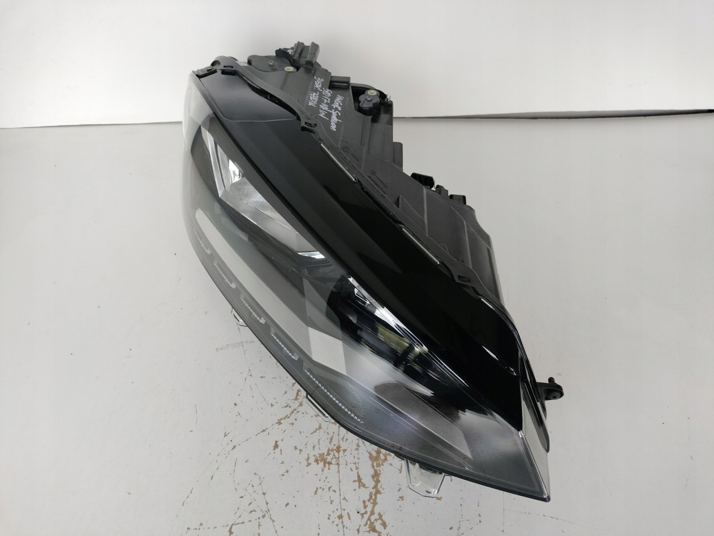 light right REFLEKTOR VW GOLF SPORTSVAN 510 17- LIFT LED