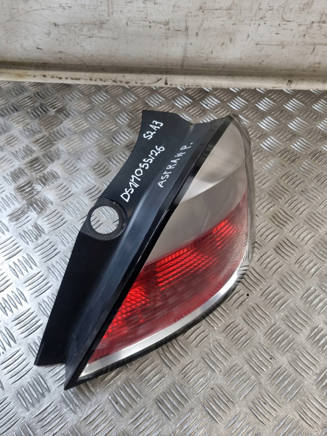 light rear part right OPEL ASTRA H