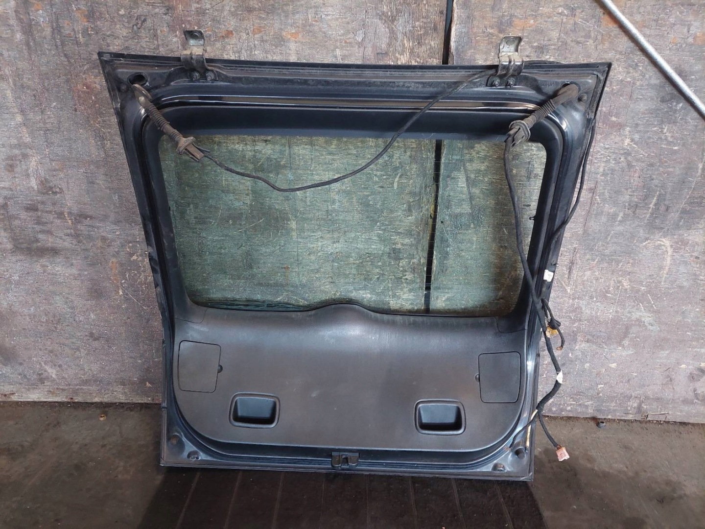 complete rear part SEAT LEON and LC9Z trunk door boot bumper rear part lights