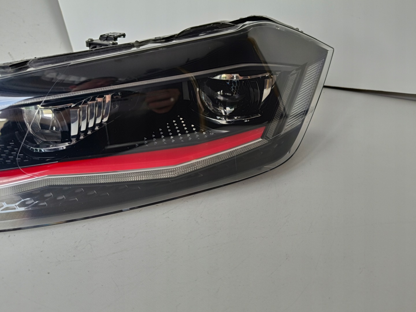 light left REFLEKTOR VW POLO GTI 2G 2G0 17- FULL LED