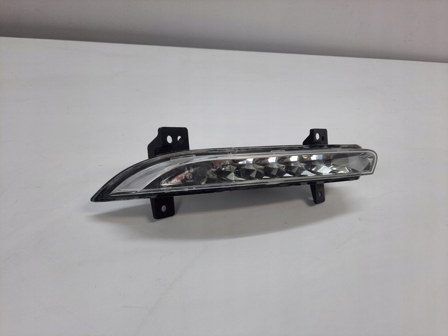 RENAULT FLUENCE LIFT 12- light running daytime LED right front original