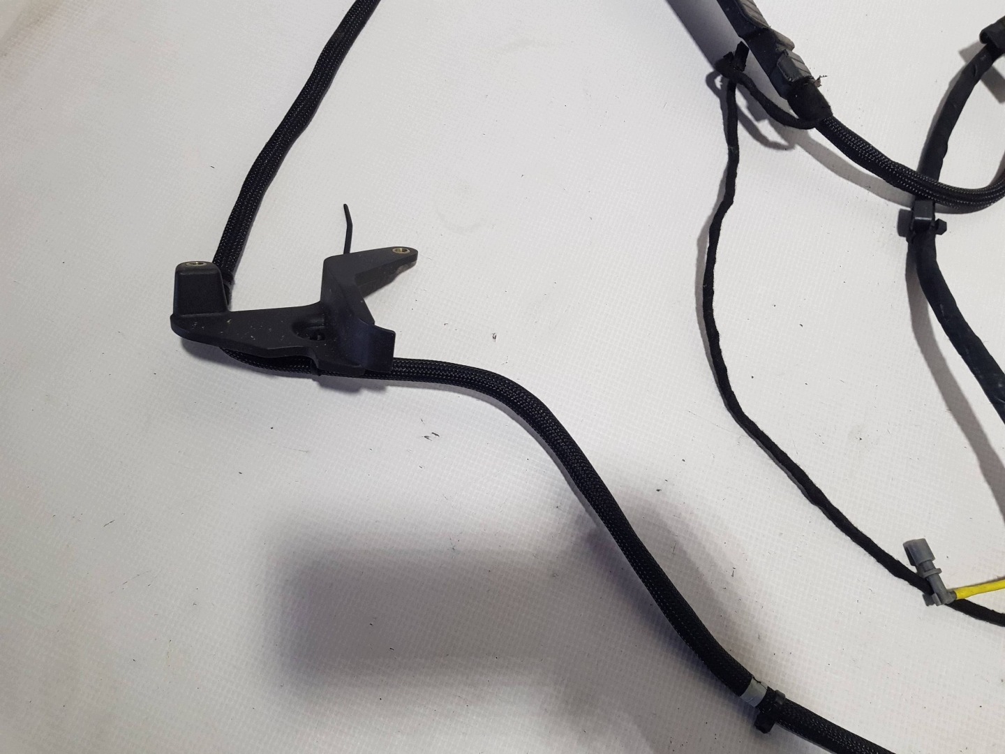 bundle wiring bonnet 2305407706 MERCEDES SL R230 W230