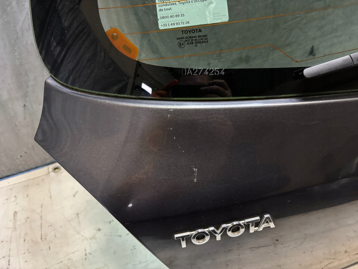 trunk door boot Toyota Yaris II 2 5D k: 1G3