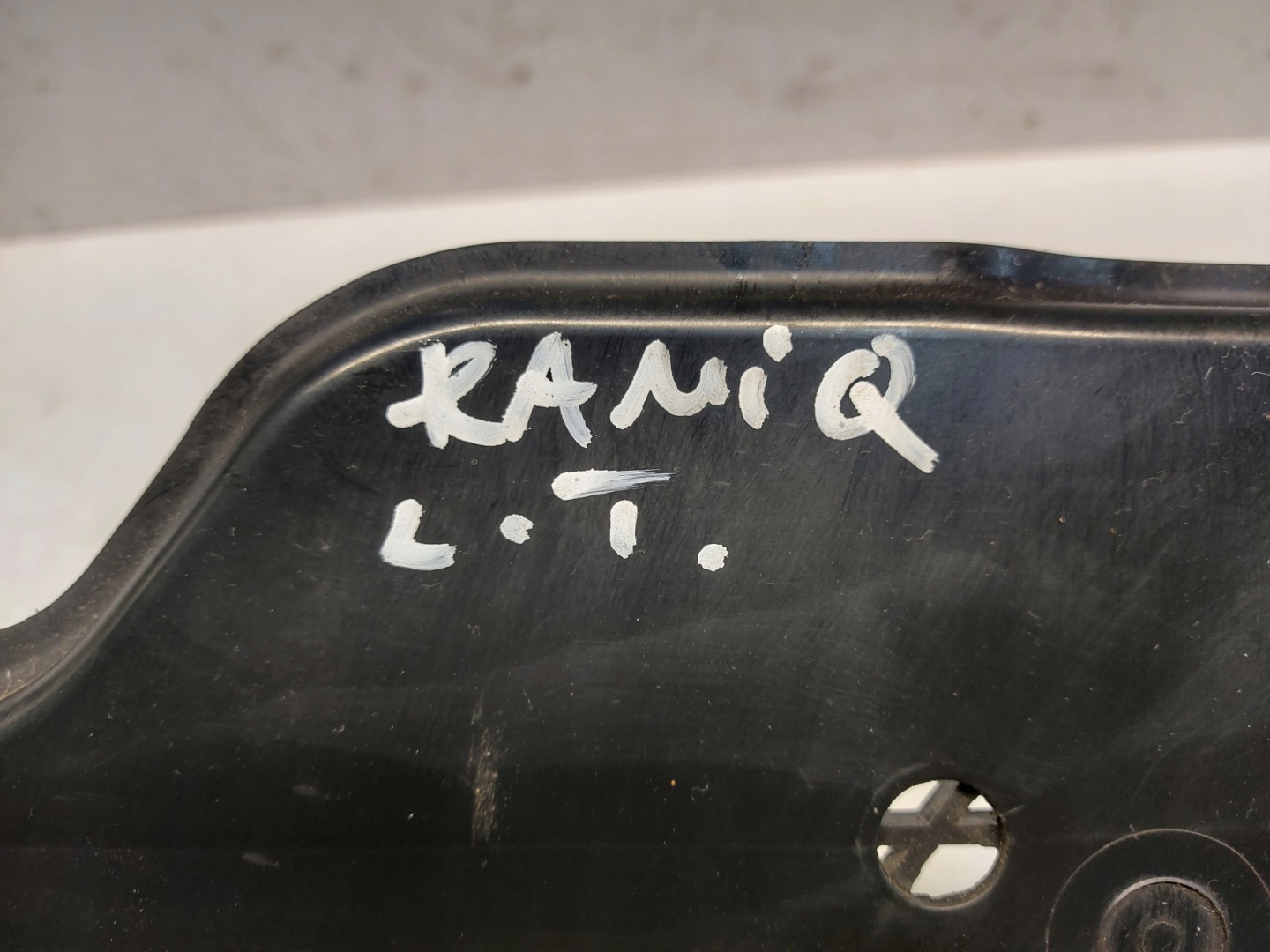 SKODA KAMIQ 658 ABDECKUNG BLENDE ABDECKUNG UNTERFAHRSCHUTZ LINKS