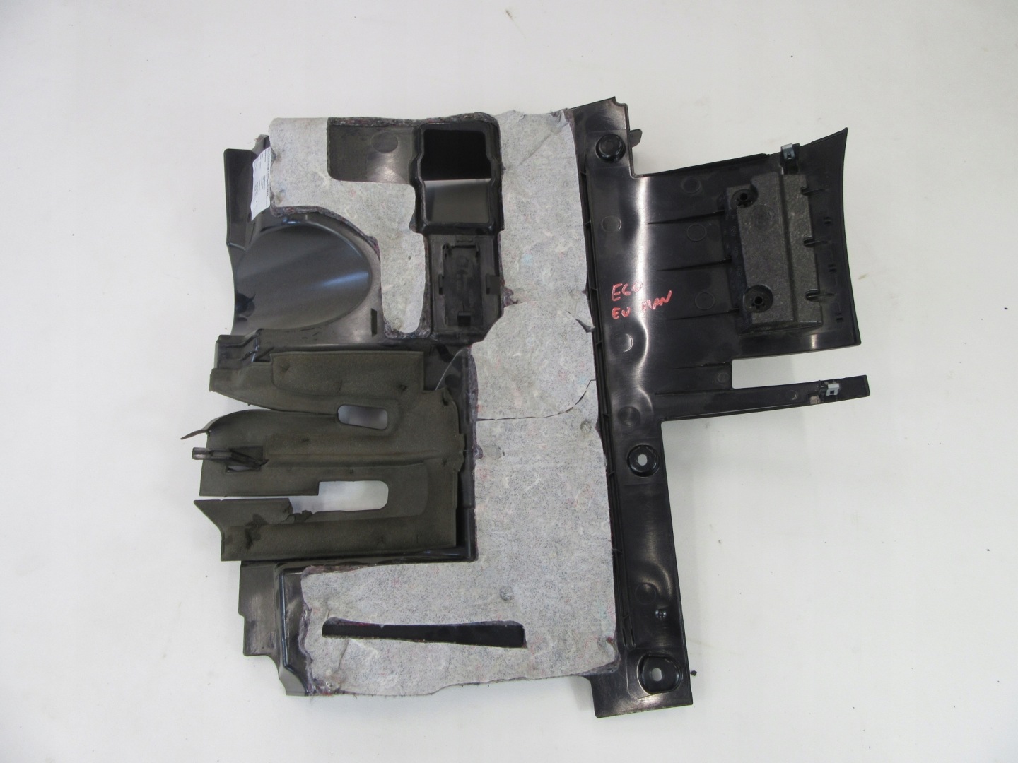 obal pedalow kryt nad nohy BMW e60 e61 EUROPA