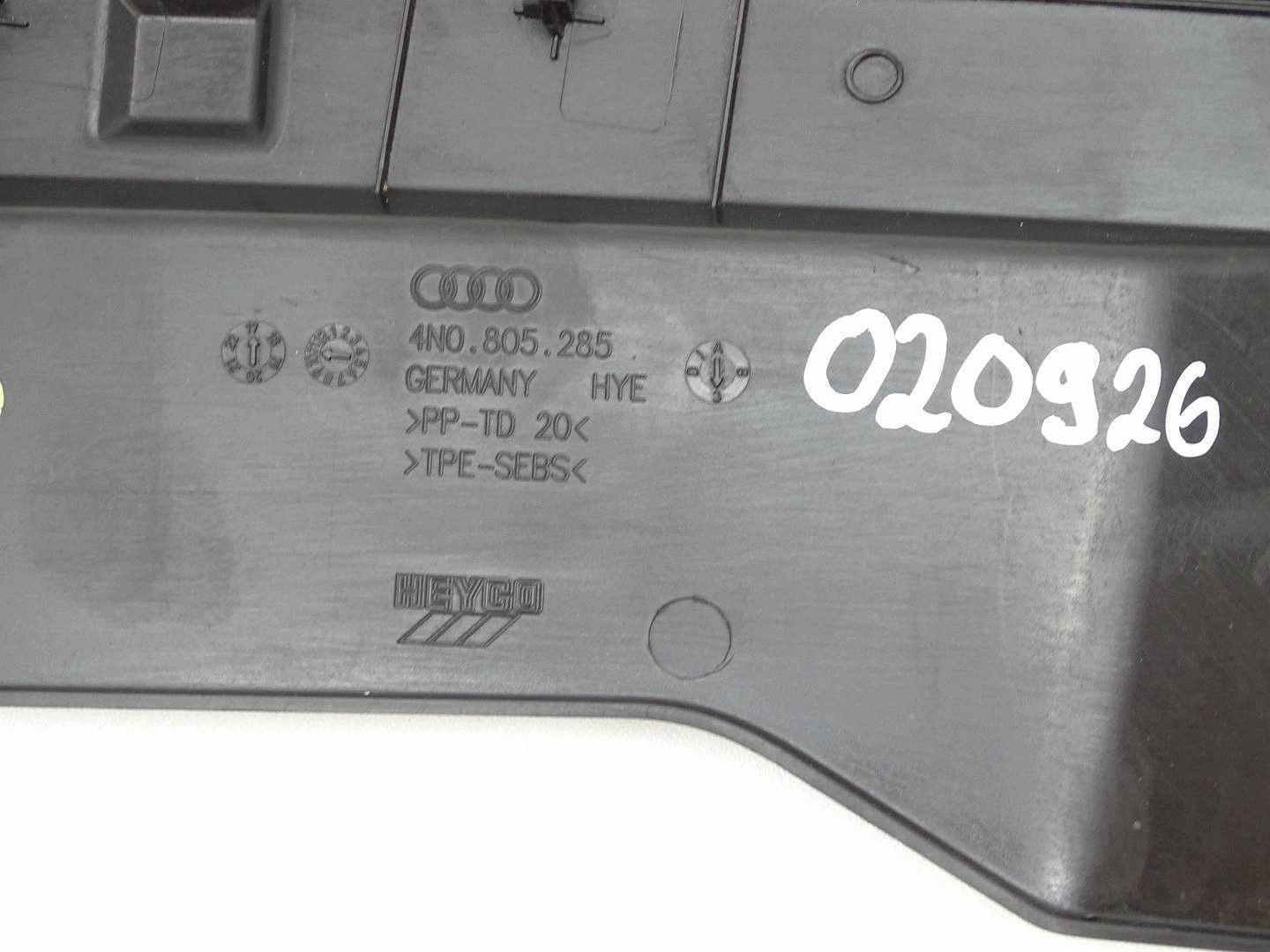 kryt krytka stěny předního levý předek levá AUDI A8 D5 4N 4N0805285