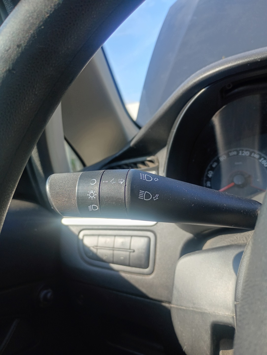 interrupteur commande levier commodo sous volant Fiat Linea 07-14 1.4 8V