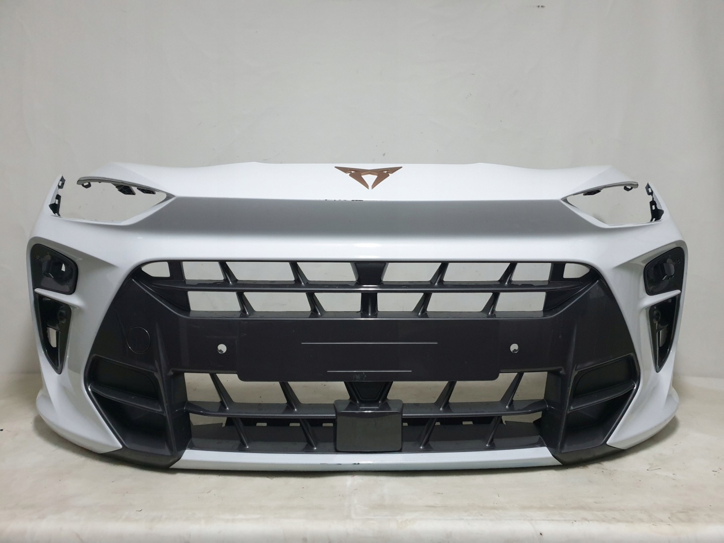 CUPRA TERRAMAR 24-> nárazník předek přední 4xPDC 578807103