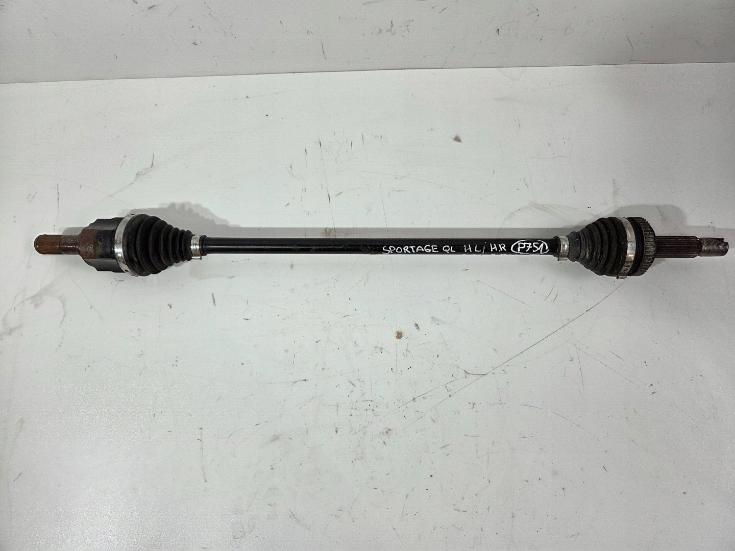 KIA Sportage QL semi-axis rear right=left 49600D7000 (P751)