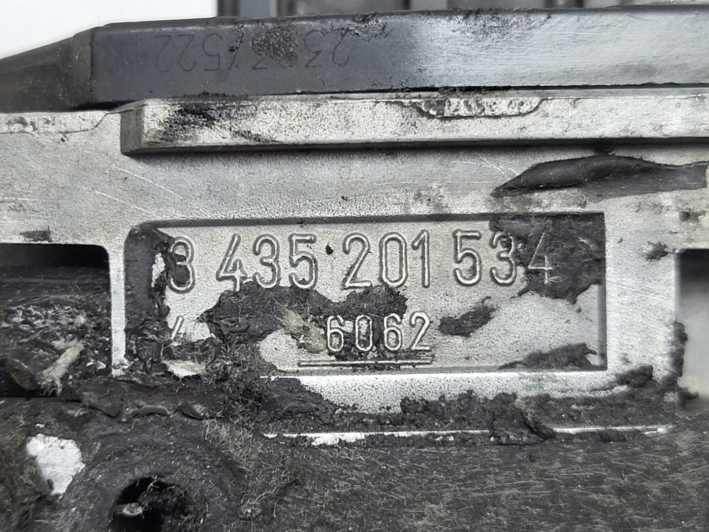 Monowtrysk škrtiaca klapka Audi 80 B4 2.0 8V 3435201534