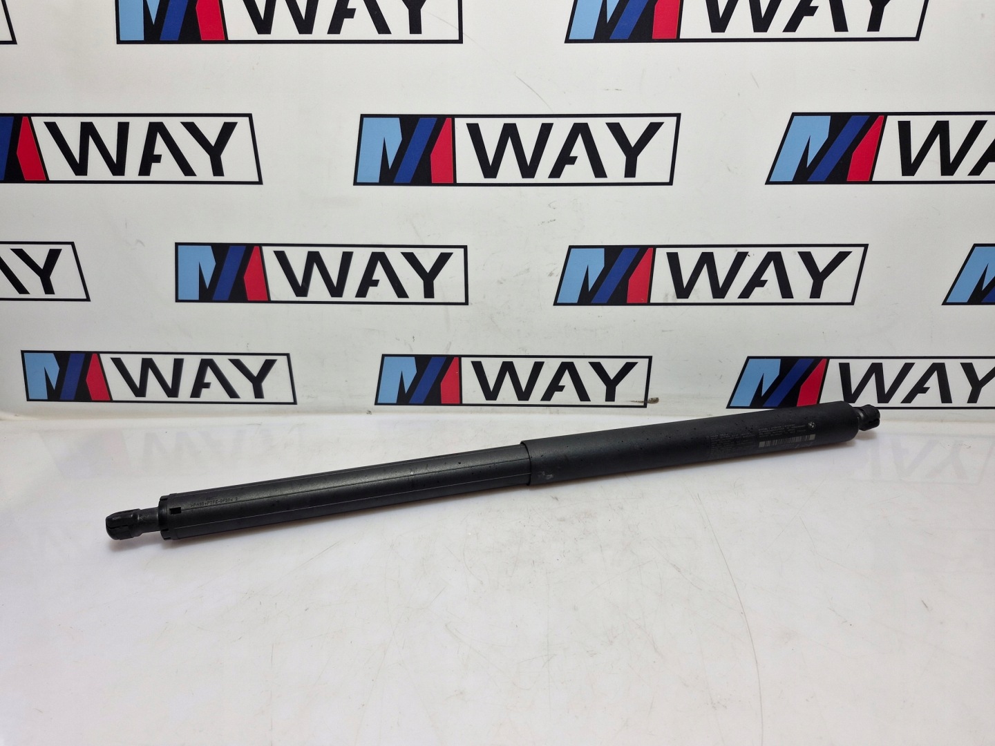 BMW X1 F48 left damper bonnet boot 7481803