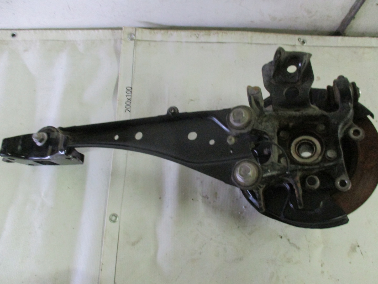swing left rear part Lexus NX 300 Hybrid 2,5