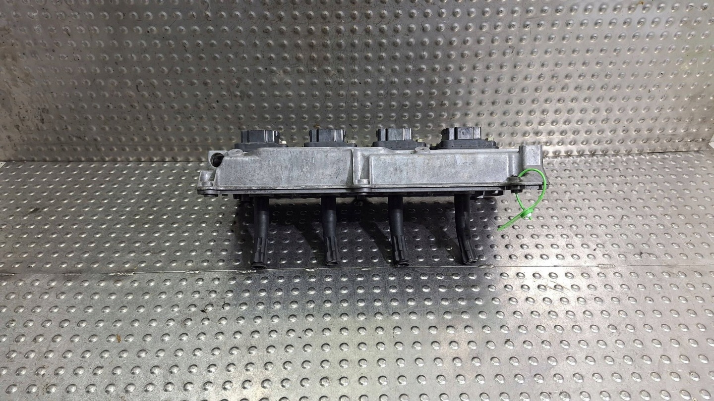 Abdeckung der Ventile Zündspulen 077103472D AUDI A8 D2 4.2 V8