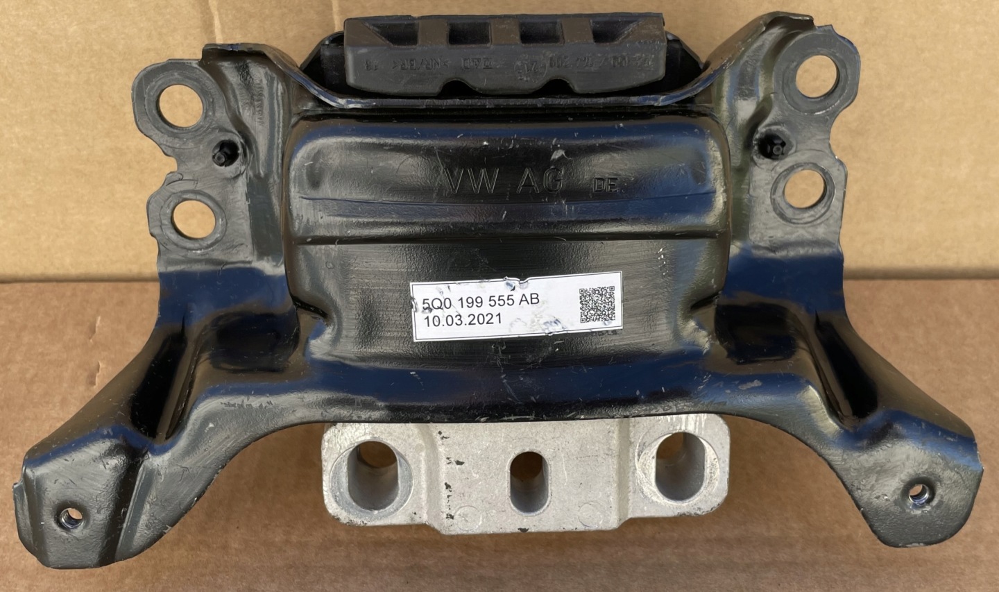 gearbox mount 5Q0199555AB VW SKODA as new