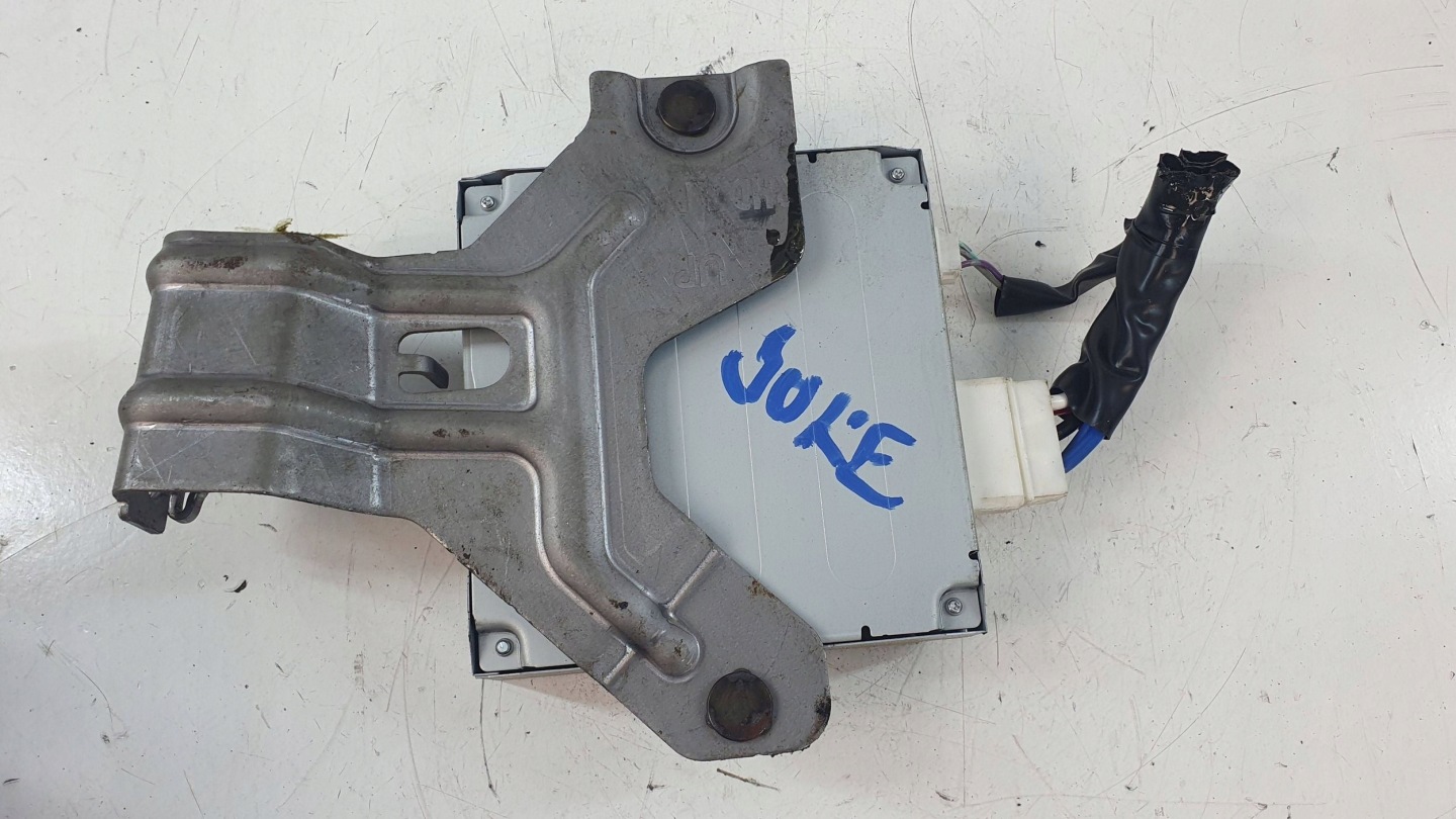 Nissan Juke and 1 F15 computer module control unit