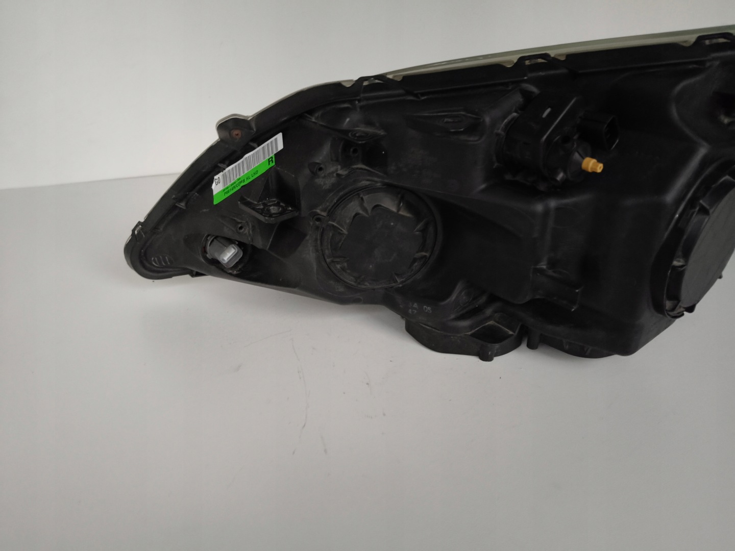 light right REFLEKTOR HONDA CRV III 06