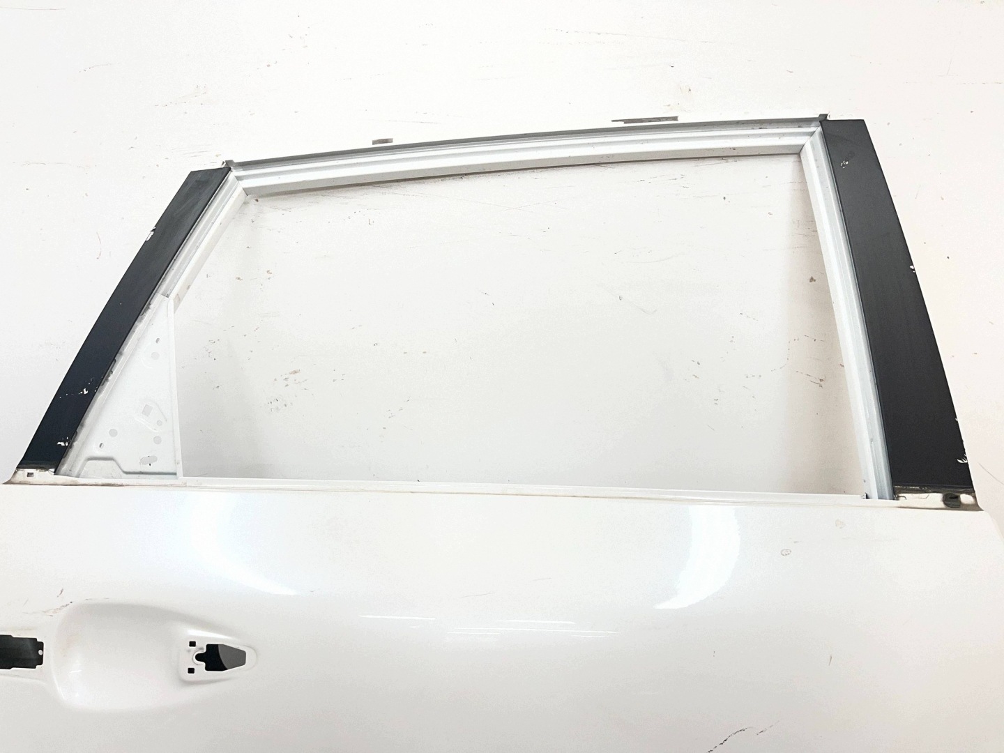 door rear part rear. right right KIA NIRO and 16