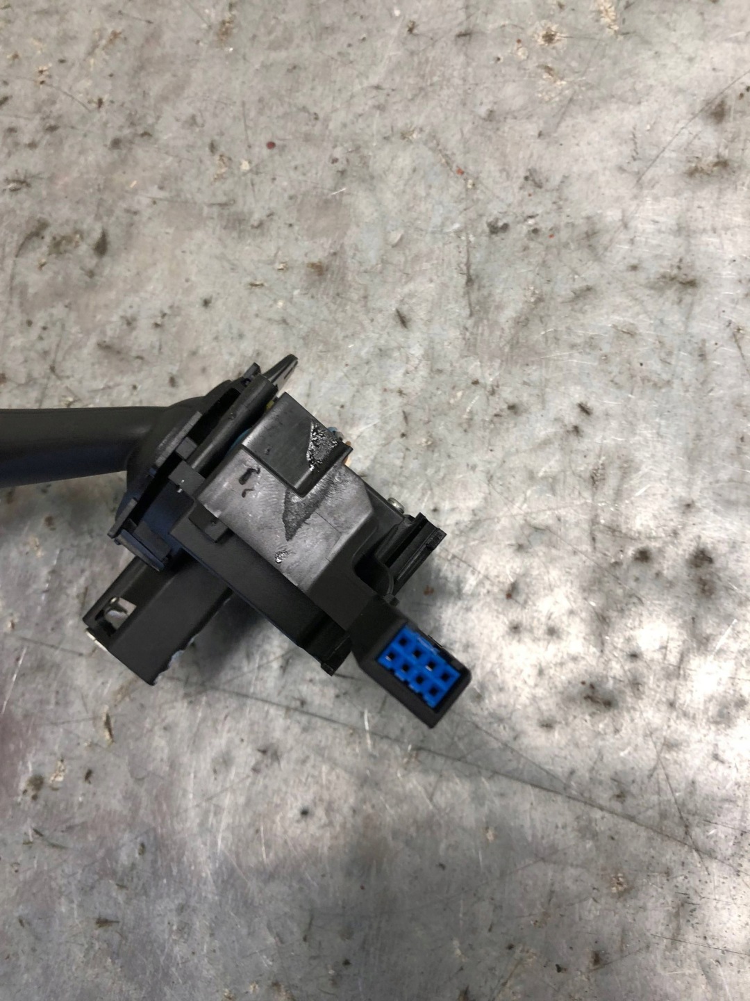 ručice brisača desna SEAT LEON II 1K0953519