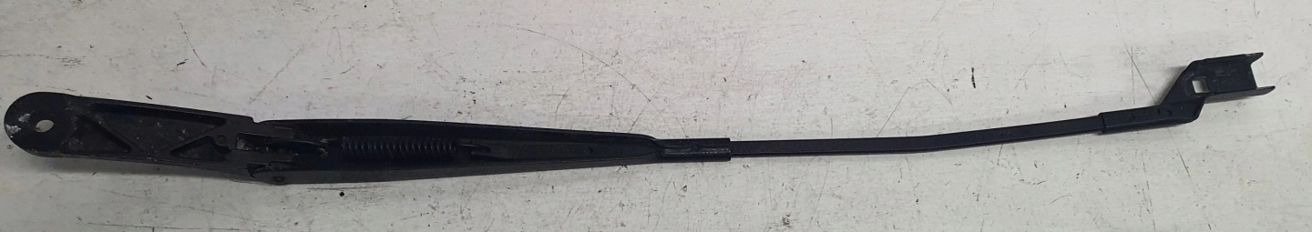 wiper arm right VW Passat B6