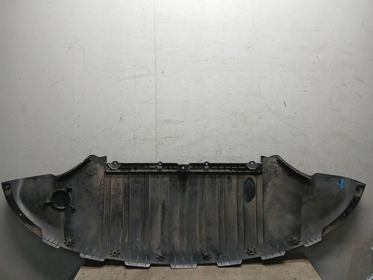 bumper front cover cover TESLA Y 161357900C