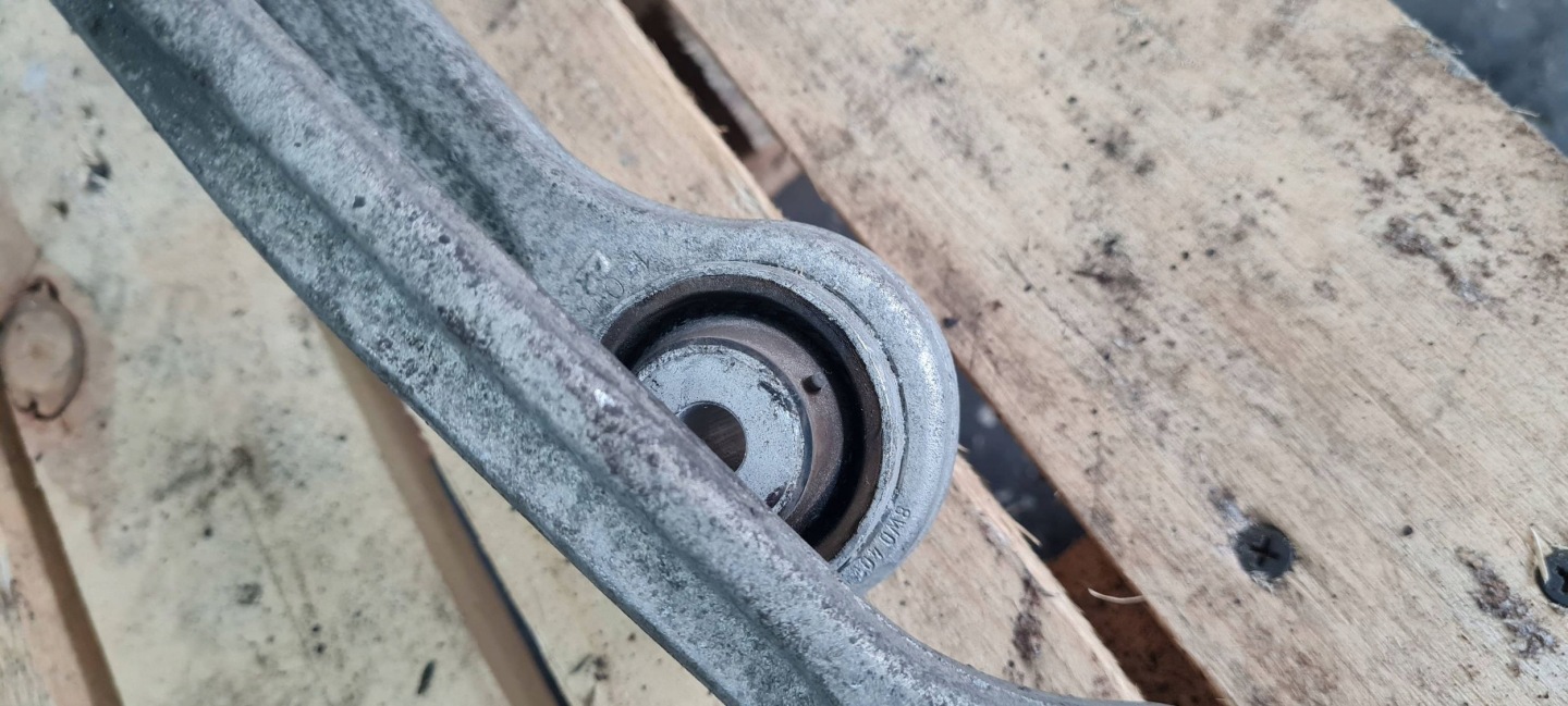 A4 B9 8W swing right right front 2.0 TDI 8W0407254F 8W0407560 A5 8W