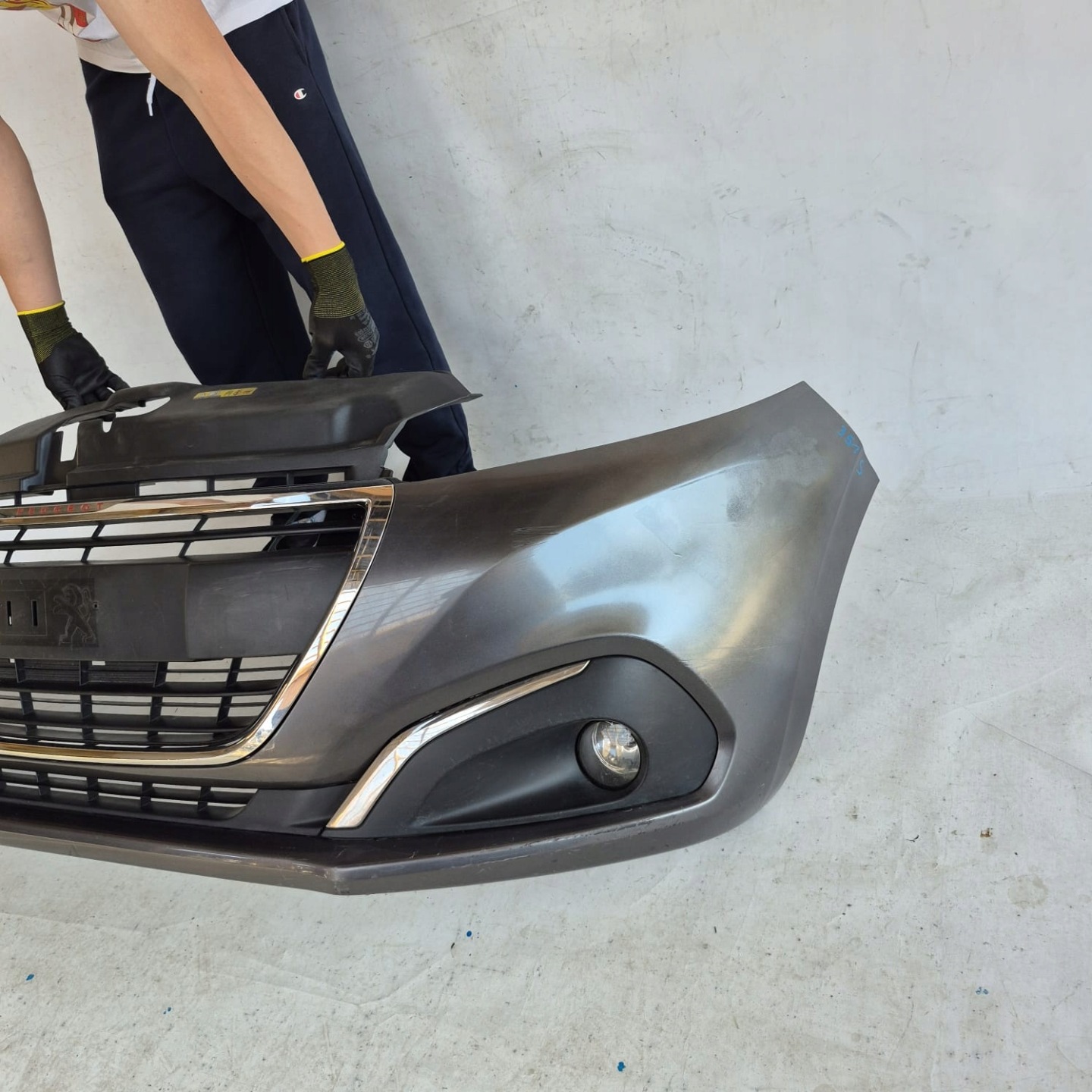 PEUGEOT 208 and LIFT 15- bumper front front 9810513777