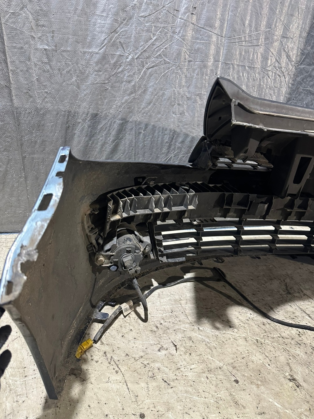 bumper front RENAULT CLIO III
