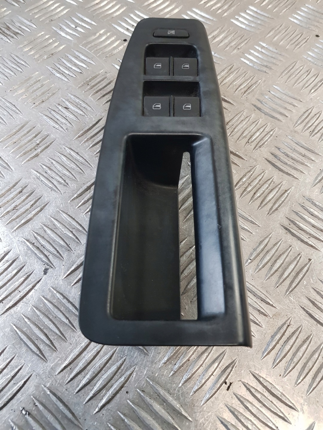 control panel of the window 6Q1867171F VW POLO IV 01R