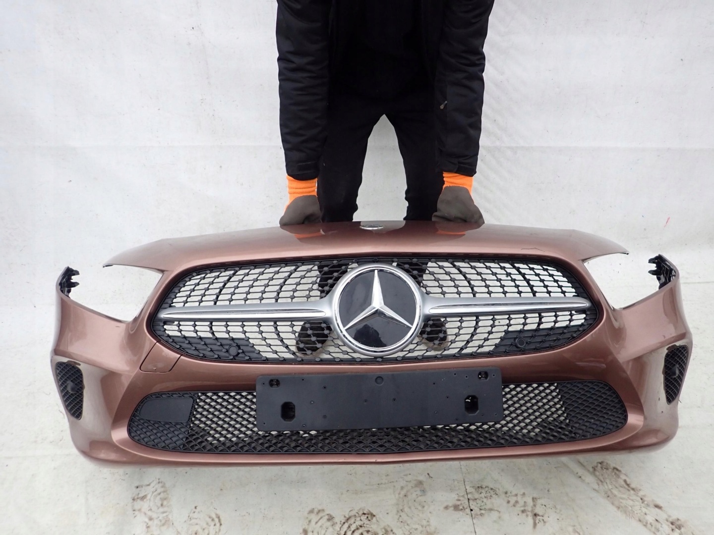 MERCEDES A-KLASA W177 18- bumper front PDC