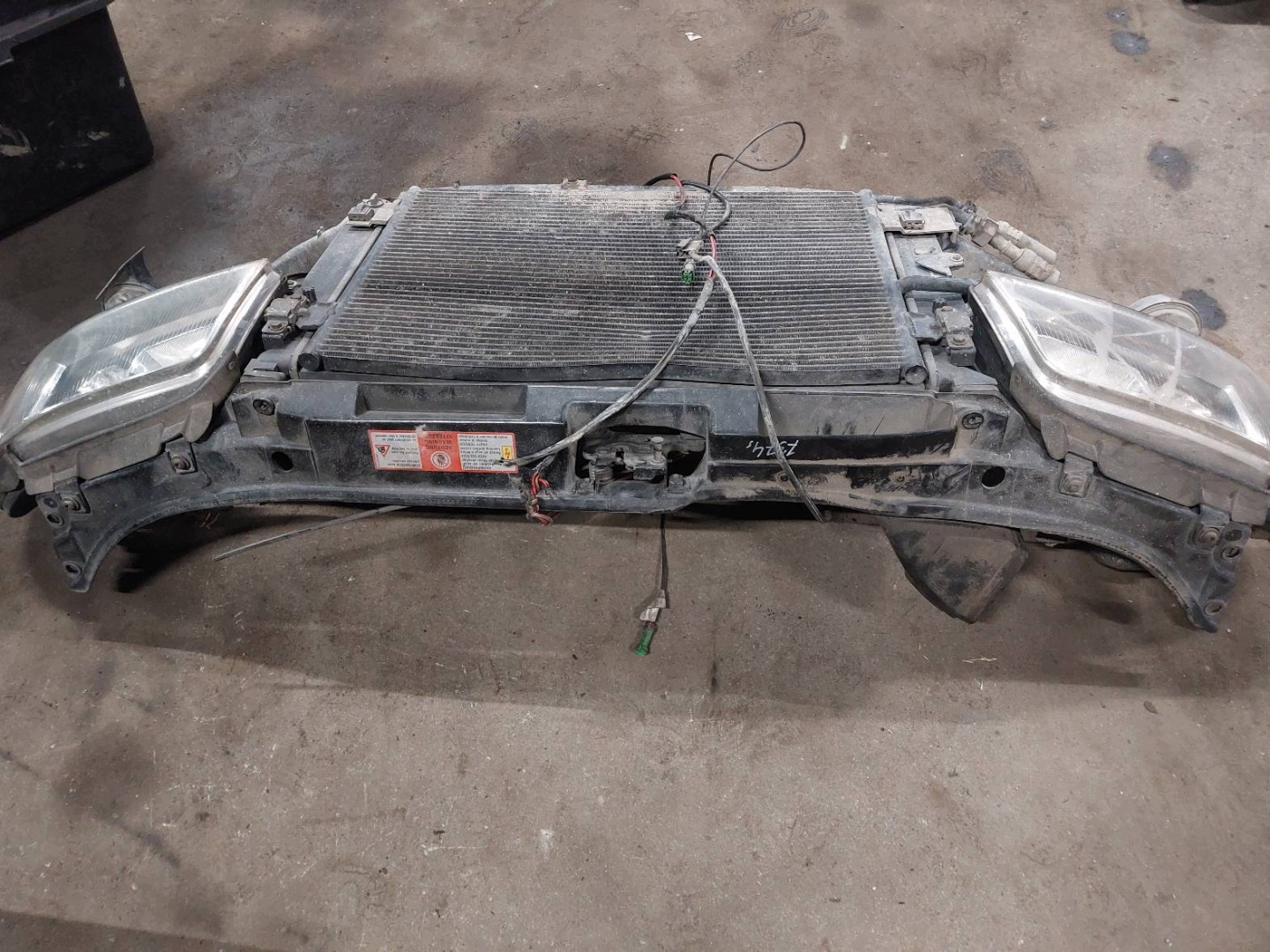 support panel for radiators pillar iron + radiator + lights AUDI A4 B5 ID: 232515