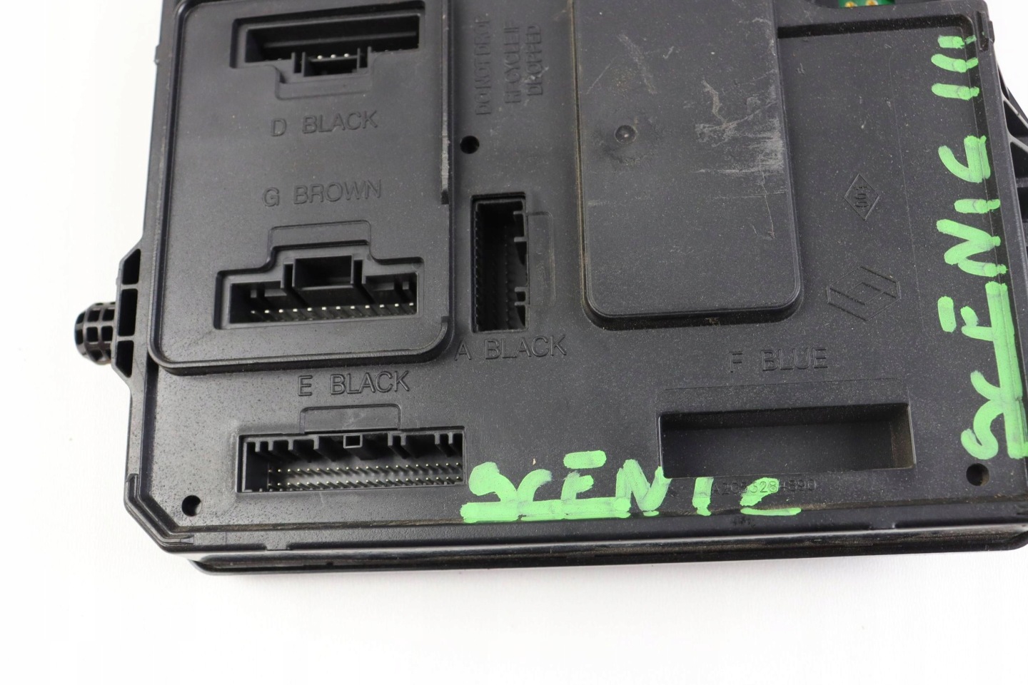 RENAULT SCENIC III module control unit compartment BCM 284B17288R