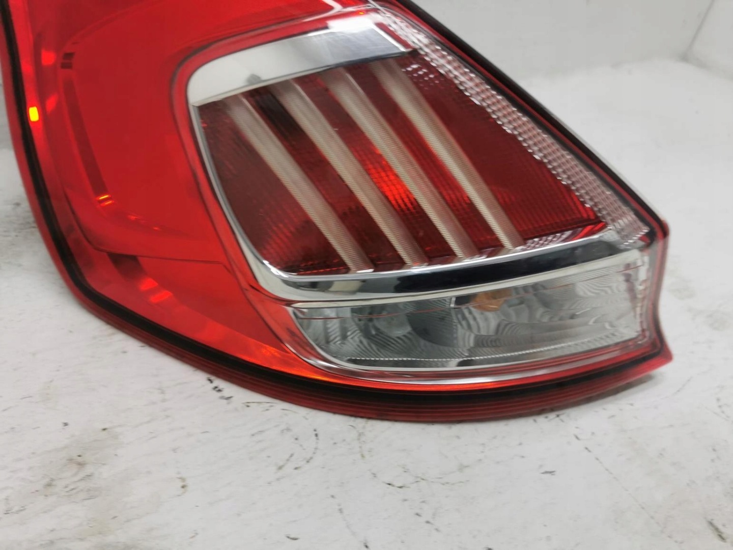 light left rear part LED FORD FIESTA MK7 LIFT 12-17 EU