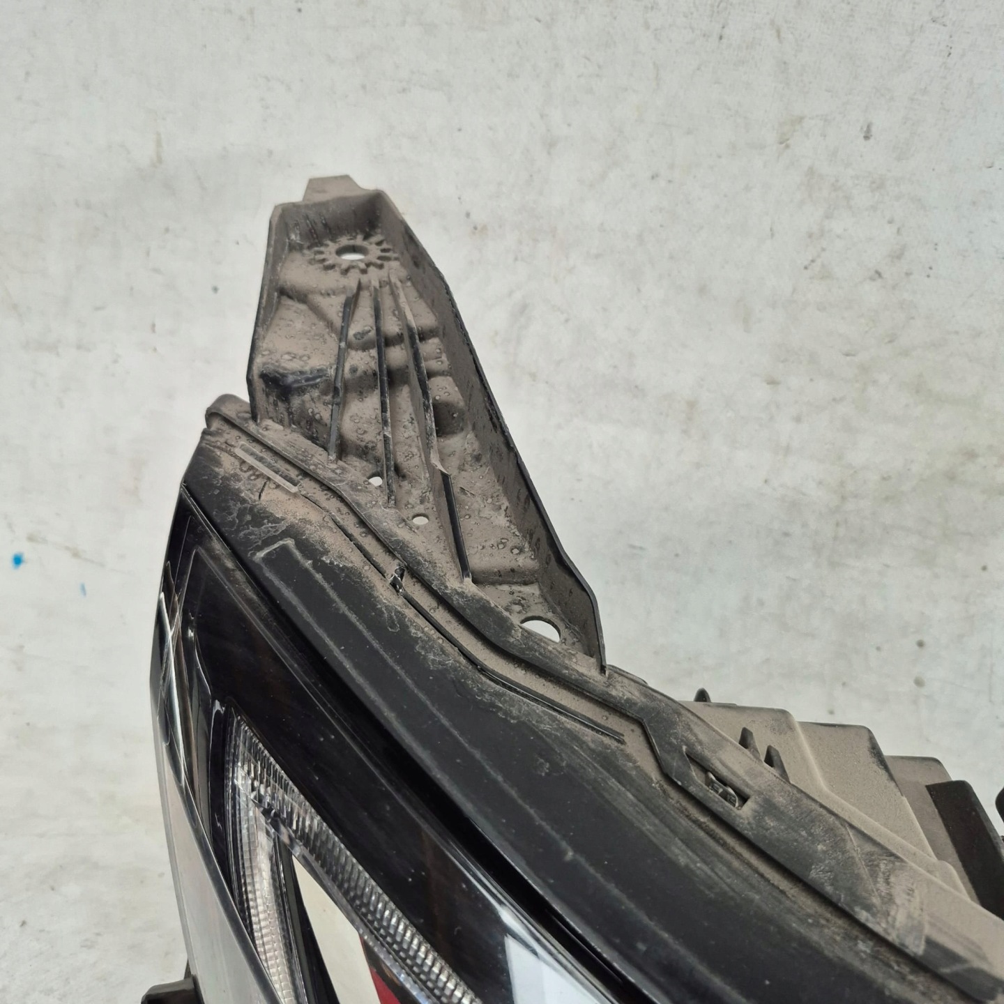 RENAULT TALISMAN 15- light right front front lens LED 260108543R