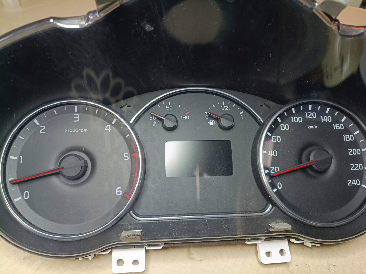 dials dials KIA Carens III 94023A4250