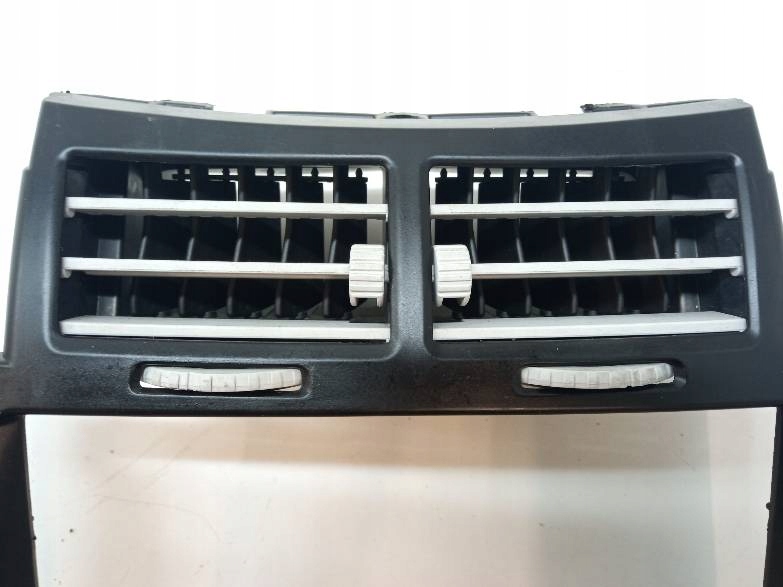 KRATKI air conditioning devices central frame Toyota Yaris II (2005-2011)