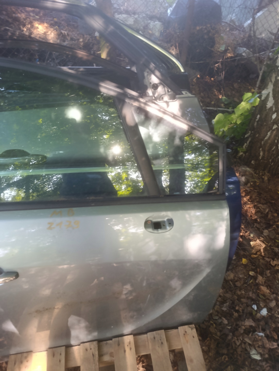 door right front OPEL MERIVA B Z179