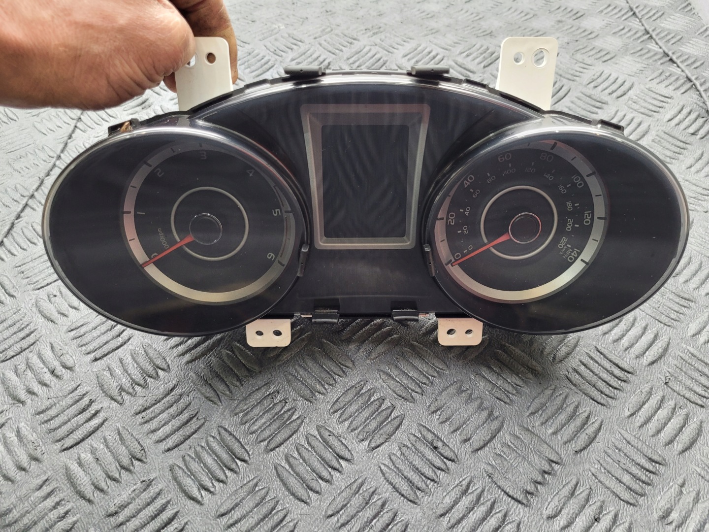 dials display dials 80220-35330 SSANGYONG TIVOLI XLV 1.6 D E-XDi