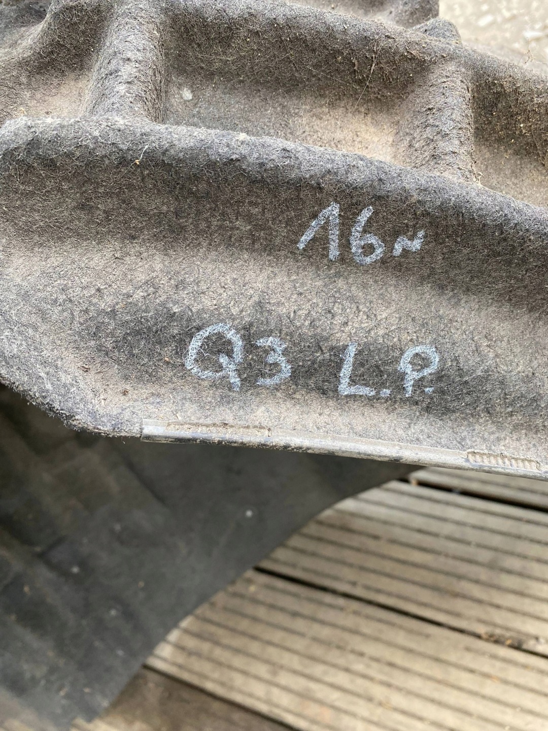 AUDI Q3 LIFT 8U mudguard left front front 8U0821171C