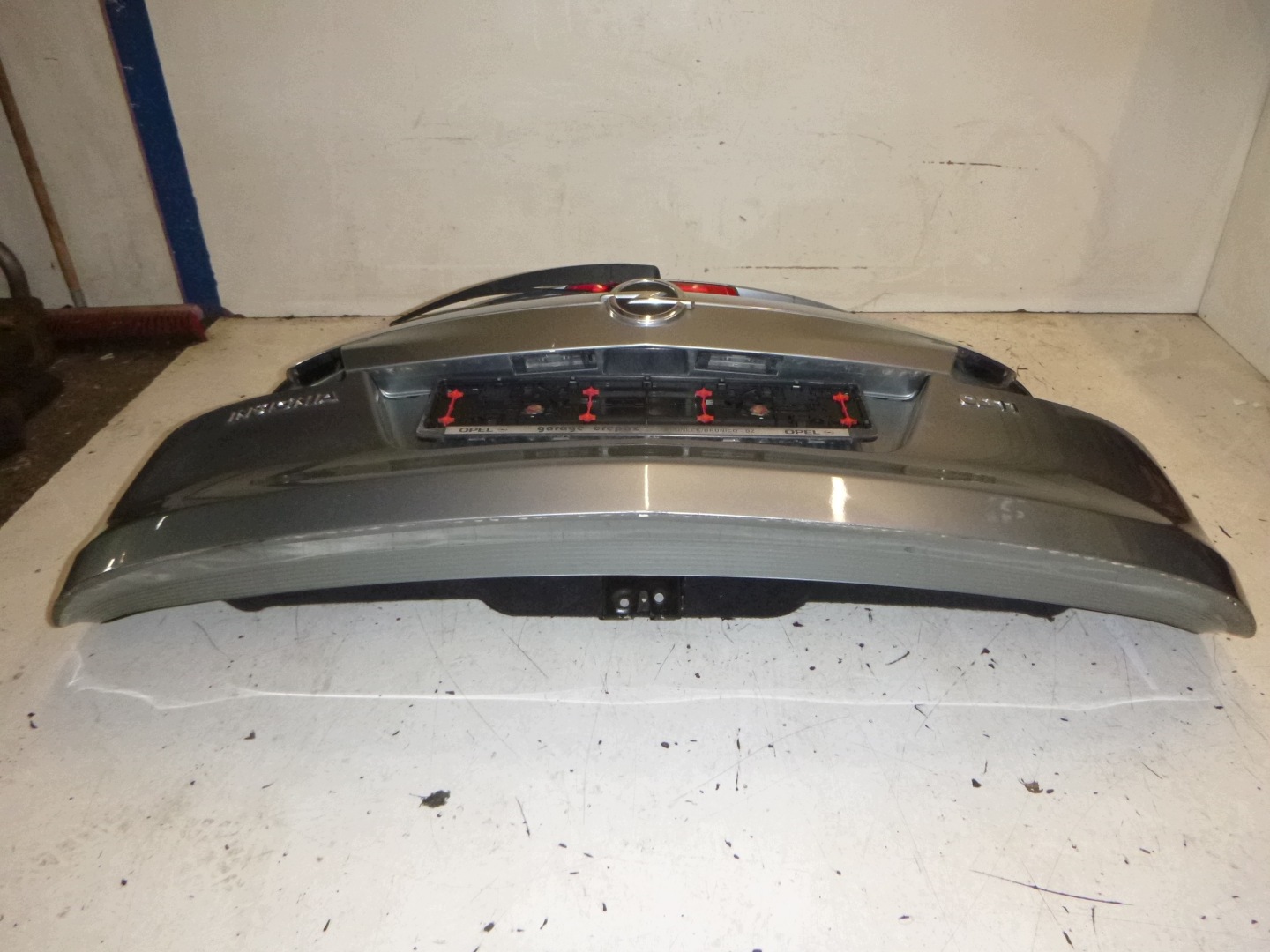 boot doors boot Opel Insignia A Kombi code Z179 Srebrna 2008 – 2013