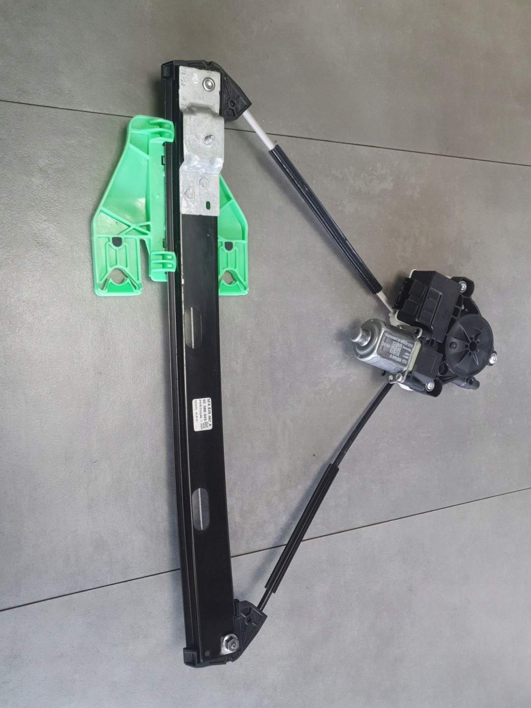 Cupra Formentor fensterhebermotor rechts heck hinten 5FA839462A