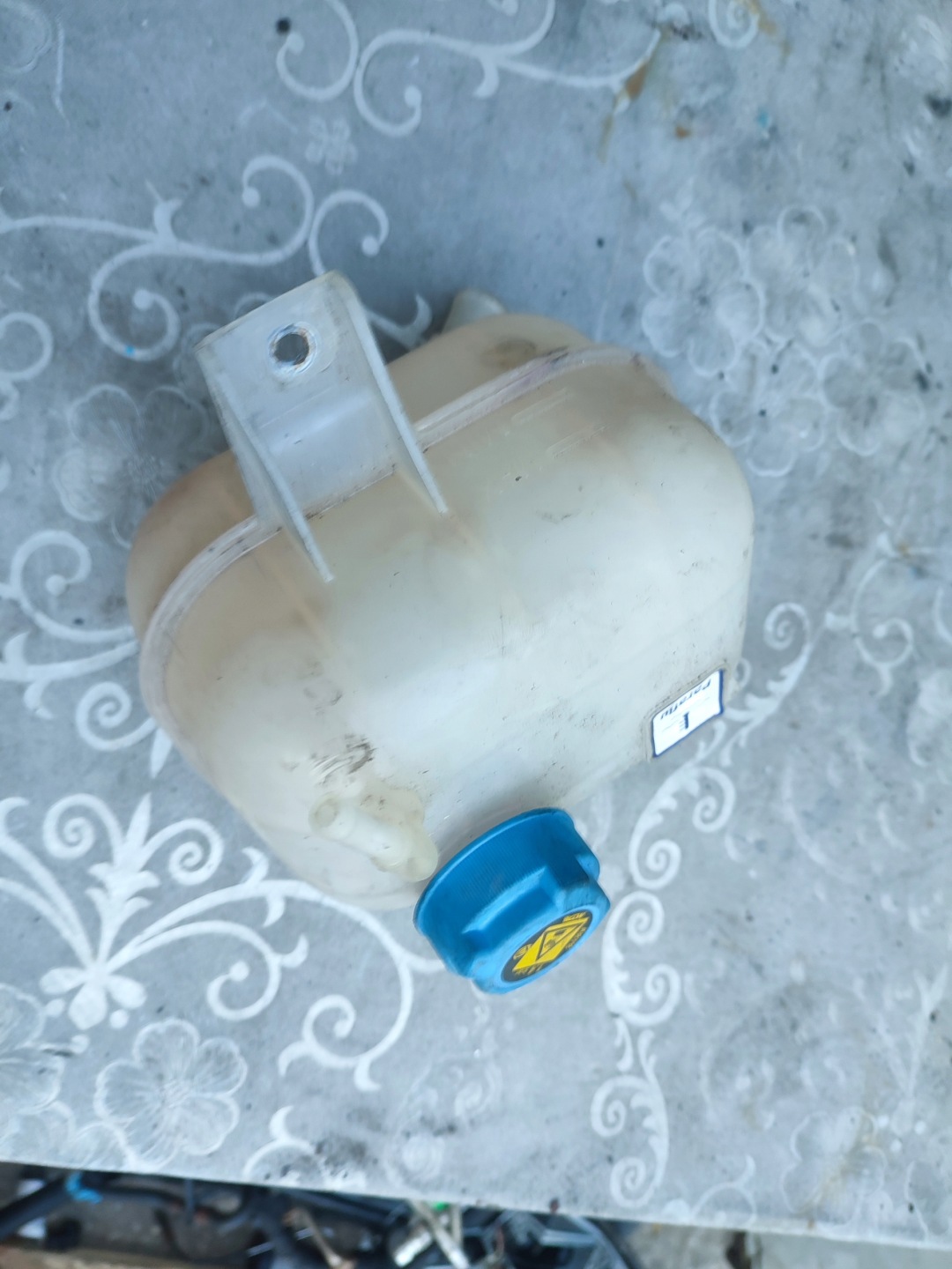 Réservoir eau OPEL COMBO 1.3 CDTI 90 KM 11-20 51891028