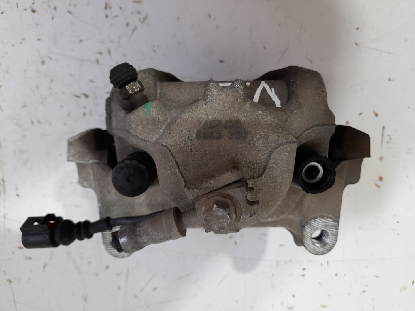 AUDI Q3 VOLKSWAGEN TIGUAN II arm front left VCF257 (B36)
