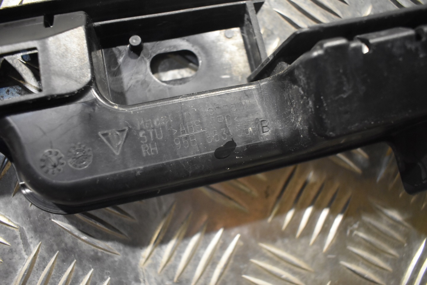 IDEALNA moulding threshold right PORSCHE MACAN 1